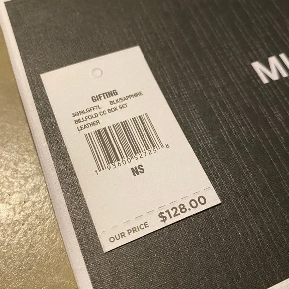 BRAND NEW: Michael Kors leather wallet/card holder set - Picture 8 of 11